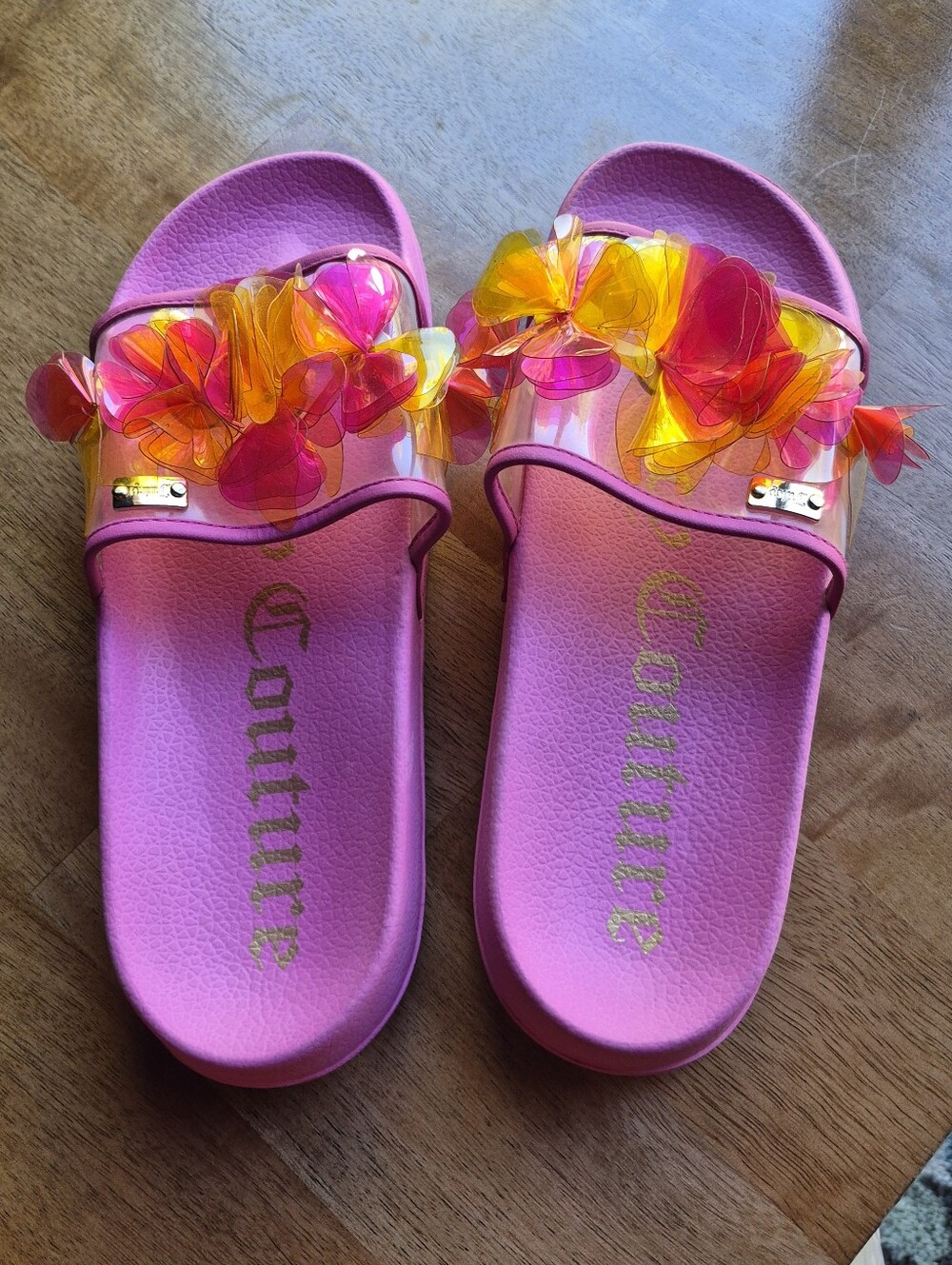 Juicy Couture Wara Slides with Embossed Jelly Flowers